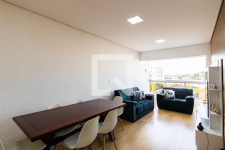 Apartamento para alugar com 160m², 4 quartos e 1 vagaSala