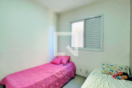 Quarto 1 de apartamento à venda com 2 quartos, 48m² em Jardim Flor da Montanha, Guarulhos