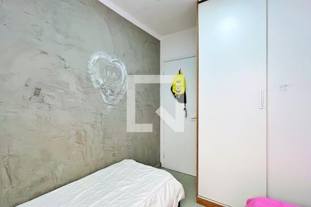 Quarto 1 de apartamento à venda com 2 quartos, 48m² em Jardim Flor da Montanha, Guarulhos