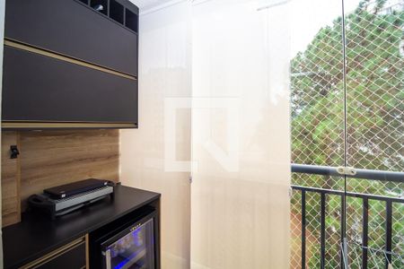 Sacada de apartamento à venda com 2 quartos, 55m² em Vila Ivone, São Paulo