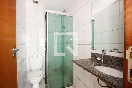 Banheiro da Suíte de apartamento para alugar com 1 quarto, 28m² em Riacho Fundo I, Brasília