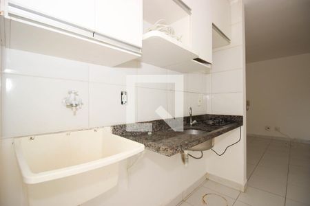 Cozinha e Área de Serviço de apartamento para alugar com 1 quarto, 28m² em Riacho Fundo I, Brasília