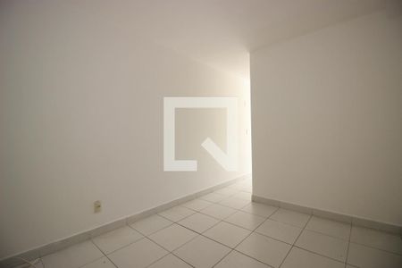 Sala de apartamento para alugar com 1 quarto, 28m² em Riacho Fundo I, Brasília