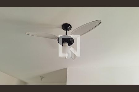 detalhe da Sala de apartamento para alugar com 2 quartos, 116m² em Nova Mirim, Praia Grande