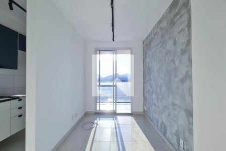 Sala de apartamento para alugar com 2 quartos, 70m² em Todos Os Santos, Rio de Janeiro