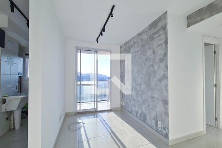 Sala de apartamento para alugar com 2 quartos, 70m² em Todos Os Santos, Rio de Janeiro