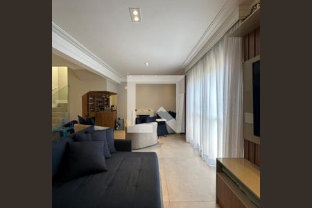 Sala de Estar de casa de condomínio para alugar com 5 quartos, 363m² em Parque dos Príncipes, São Paulo