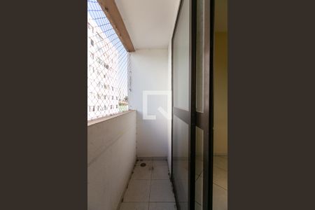 Varanda da Sala  de apartamento à venda com 3 quartos, 63m² em Jardim Itapemirim, São Paulo