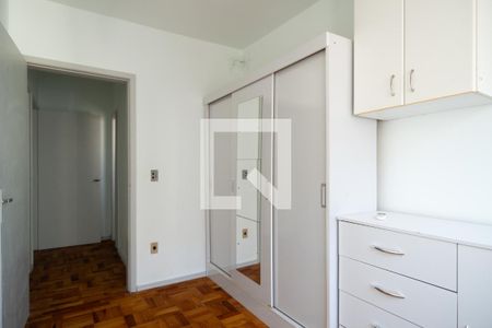 Quarto 2 de apartamento para alugar com 2 quartos, 59m² em Azenha, Porto Alegre