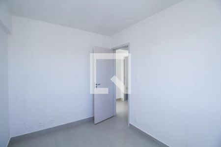 Quarto 1  de apartamento para alugar com 3 quartos, 80m² em Ipiranga, Belo Horizonte