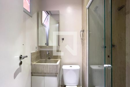 Banheiro de casa de condomínio para alugar com 1 quarto, 110m² em Vila Mariana, São Paulo