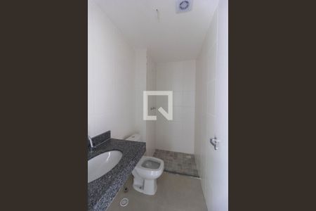 Banheiro  de apartamento à venda com 2 quartos, 56m² em Vila Rosalia, Guarulhos