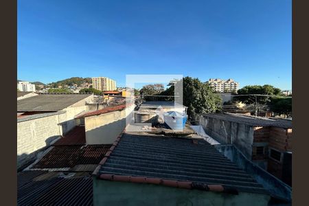 Vista da sala de apartamento para alugar com 2 quartos, 60m² em Praça Seca, Rio de Janeiro