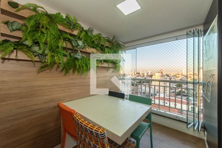 Varanda Sala  de apartamento para alugar com 2 quartos, 62m² em Vila Nair, São Paulo