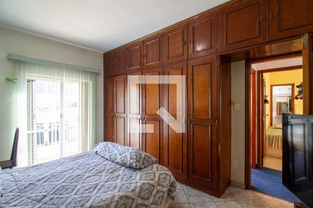 Casa à venda com 430m², 4 quartos e 4 vagas Casa à venda com 430m², 4 quartos e 4 vagasSuíte 4