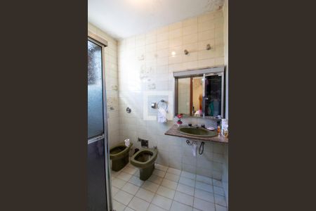 Casa à venda com 430m², 4 quartos e 4 vagas Casa à venda com 430m², 4 quartos e 4 vagasBanheiro da Suíte 3