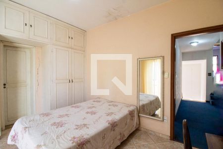 Casa à venda com 430m², 4 quartos e 4 vagas Casa à venda com 430m², 4 quartos e 4 vagasSuíte 3