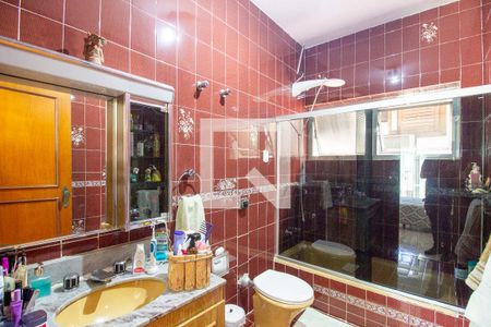 Casa à venda com 430m², 4 quartos e 4 vagas Casa à venda com 430m², 4 quartos e 4 vagasBanheiro da Suíte 4