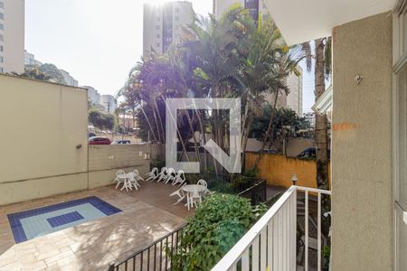 Sacada de apartamento à venda com 2 quartos, 56m² em Jardim Celeste, São Paulo