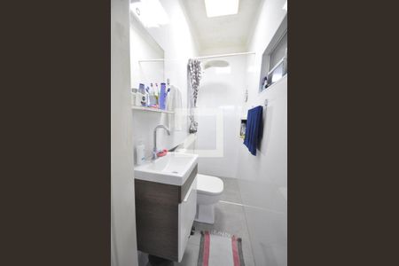 Banheiro do Quarto Suíte de casa à venda com 3 quartos, 83m² em Vila Nilo, São Paulo