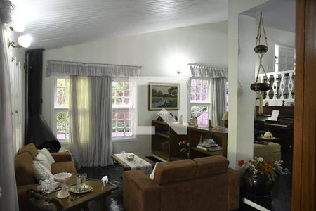 Casa de condomínio para alugar com 430m², 4 quartos e 3 vagasSala