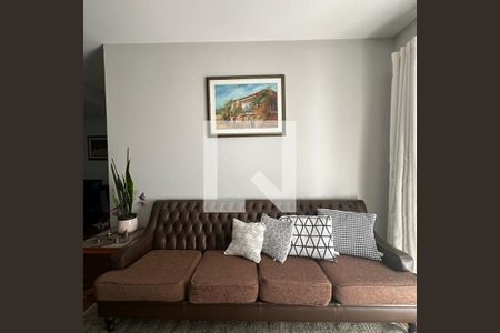 Sala de estar de apartamento para alugar com 3 quartos, 80m² em Jardim Ester, São Paulo
