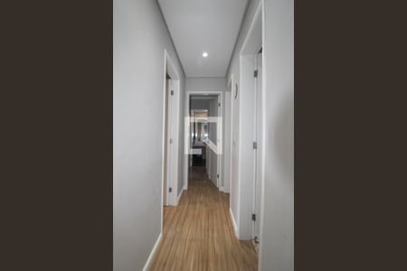 Corredor  de apartamento à venda com 3 quartos, 79m² em Loteamento Center Santa Genebra, Campinas