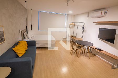 Quarto  de kitnet/studio para alugar com 1 quarto, 32m² em Centro, Rio de Janeiro