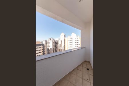 Sacada de apartamento à venda com 2 quartos, 60m² em Vila Guarani (zona Sul), São Paulo