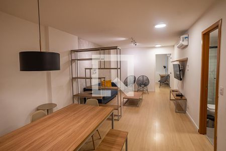 Sala de apartamento para alugar com 1 quarto, 57m² em Centro, Rio de Janeiro
