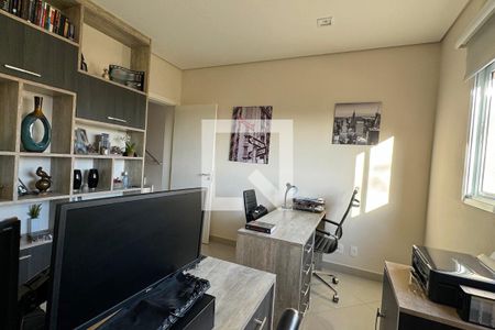 Escritório de casa de condomínio para alugar com 3 quartos, 260m² em Alphaville, Santana de Parnaíba