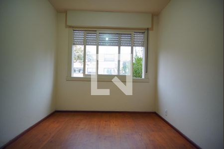 Quarto 1 de apartamento para alugar com 2 quartos, 70m² em Morro Santana, Porto Alegre