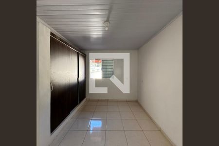 Quarto de kitnet/studio para alugar com 1 quarto, 30m² em Jardim Bonfiglioli, São Paulo
