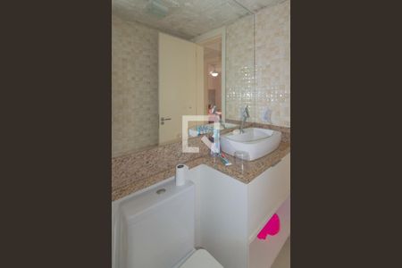 Banheiro - torneira de apartamento à venda com 2 quartos, 55m² em Mato Grande, Canoas