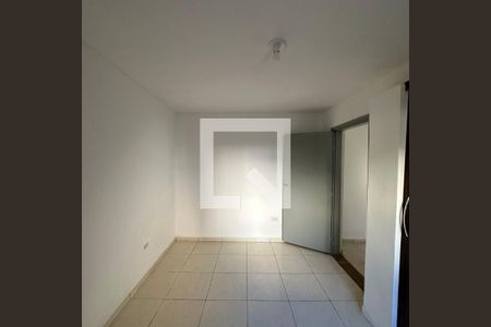 Quarto de casa para alugar com 1 quarto, 30m² em Jardim Bonfiglioli, São Paulo