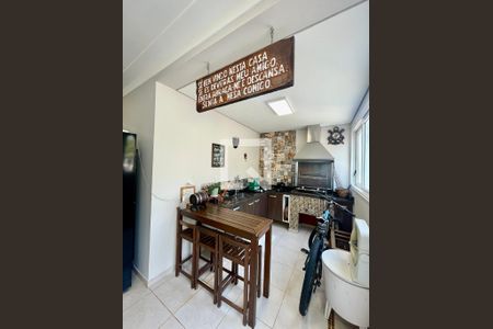 Casa de condomínio à venda com 380m², 5 quartos e 4 vagas Casa de condomínio à venda com 380m², 5 quartos e 4 vagasÁrea gourmet