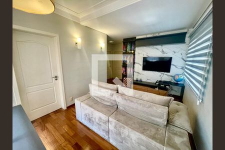 Casa de condomínio à venda com 380m², 5 quartos e 4 vagas Casa de condomínio à venda com 380m², 5 quartos e 4 vagasSala 2 do piso superior