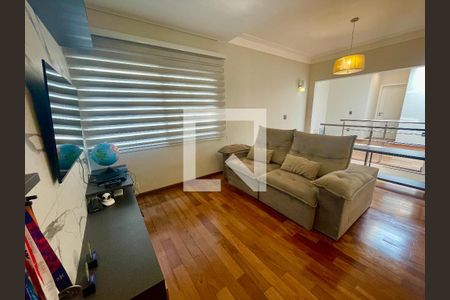 Casa de condomínio à venda com 380m², 5 quartos e 4 vagas Casa de condomínio à venda com 380m², 5 quartos e 4 vagasSala 2 do piso superior