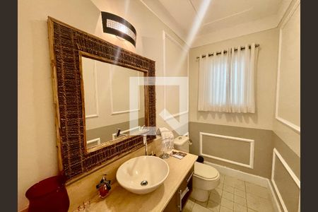 Casa de condomínio à venda com 380m², 5 quartos e 4 vagas Casa de condomínio à venda com 380m², 5 quartos e 4 vagasLababo