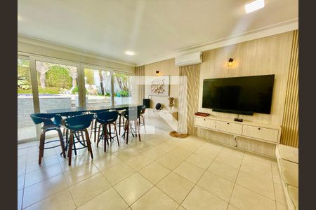 Casa de condomínio à venda com 380m², 5 quartos e 4 vagas Casa de condomínio à venda com 380m², 5 quartos e 4 vagasÁrea gourmet