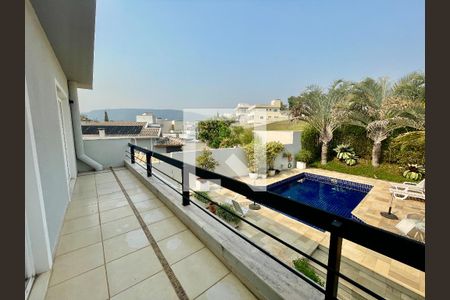 Casa de condomínio à venda com 380m², 5 quartos e 4 vagas Casa de condomínio à venda com 380m², 5 quartos e 4 vagasVaranda dos quartos