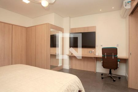 Sala + Quarto 1 de apartamento para alugar com 2 quartos, 40m² em Centro Histórico, Porto Alegre