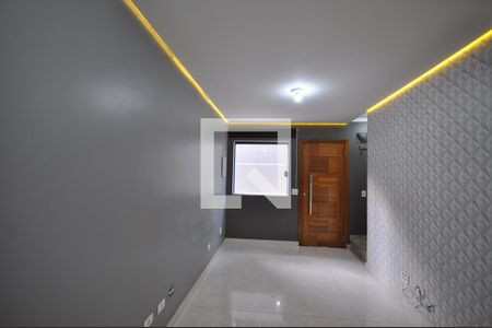 Sala de casa de condomínio para alugar com 2 quartos, 56m² em Vila Ede, São Paulo