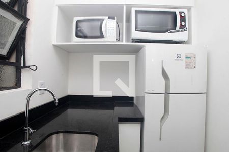 Cozinha de apartamento à venda com 1 quarto, 32m² em Independência, Porto Alegre