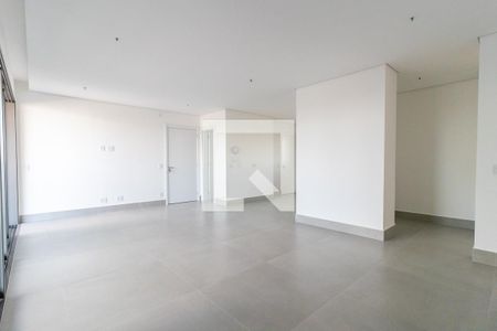 Sala de apartamento para alugar com 2 quartos, 138m² em Centro, Curitiba