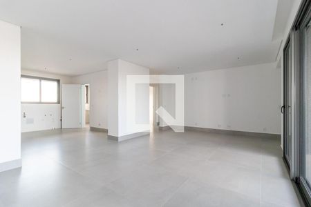 Sala de apartamento para alugar com 2 quartos, 138m² em Centro, Curitiba