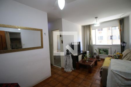 Sala  de apartamento à venda com 2 quartos, 60m² em Tomás Coelho, Rio de Janeiro