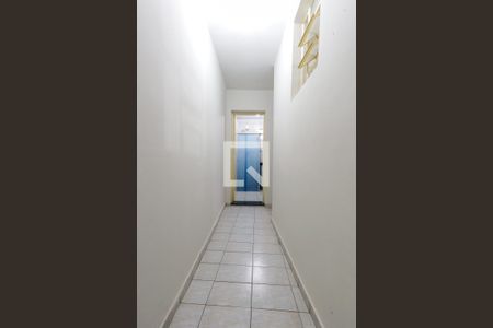 Corredor de casa à venda com 3 quartos, 165m² em Vila Medeiros, São Paulo