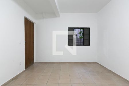 Quarto de casa para alugar com 1 quarto, 50m² em Vila Carmosina, São Paulo
