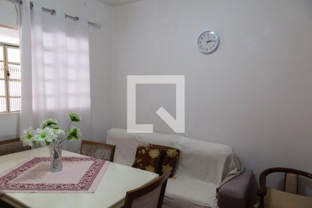 Sala de casa para alugar com 1 quarto, 50m² em Jardim Vila Galvao, Guarulhos